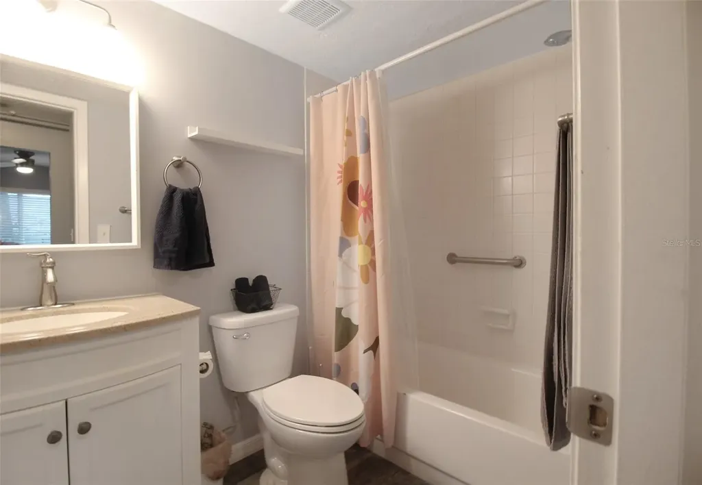 2124 N Tamiami Trail Sarasota FL 34234