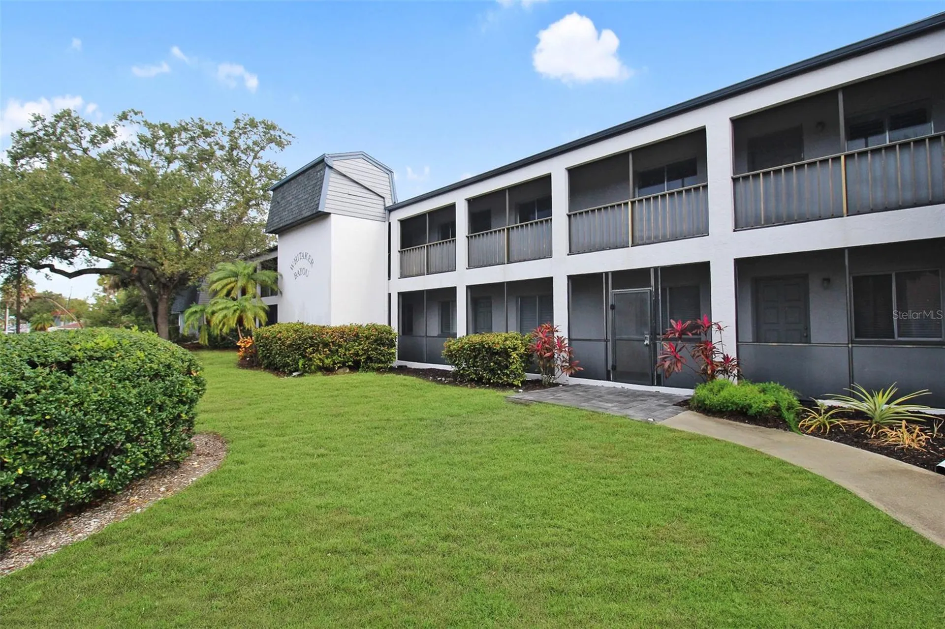 2124 N Tamiami Trail Sarasota FL 34234