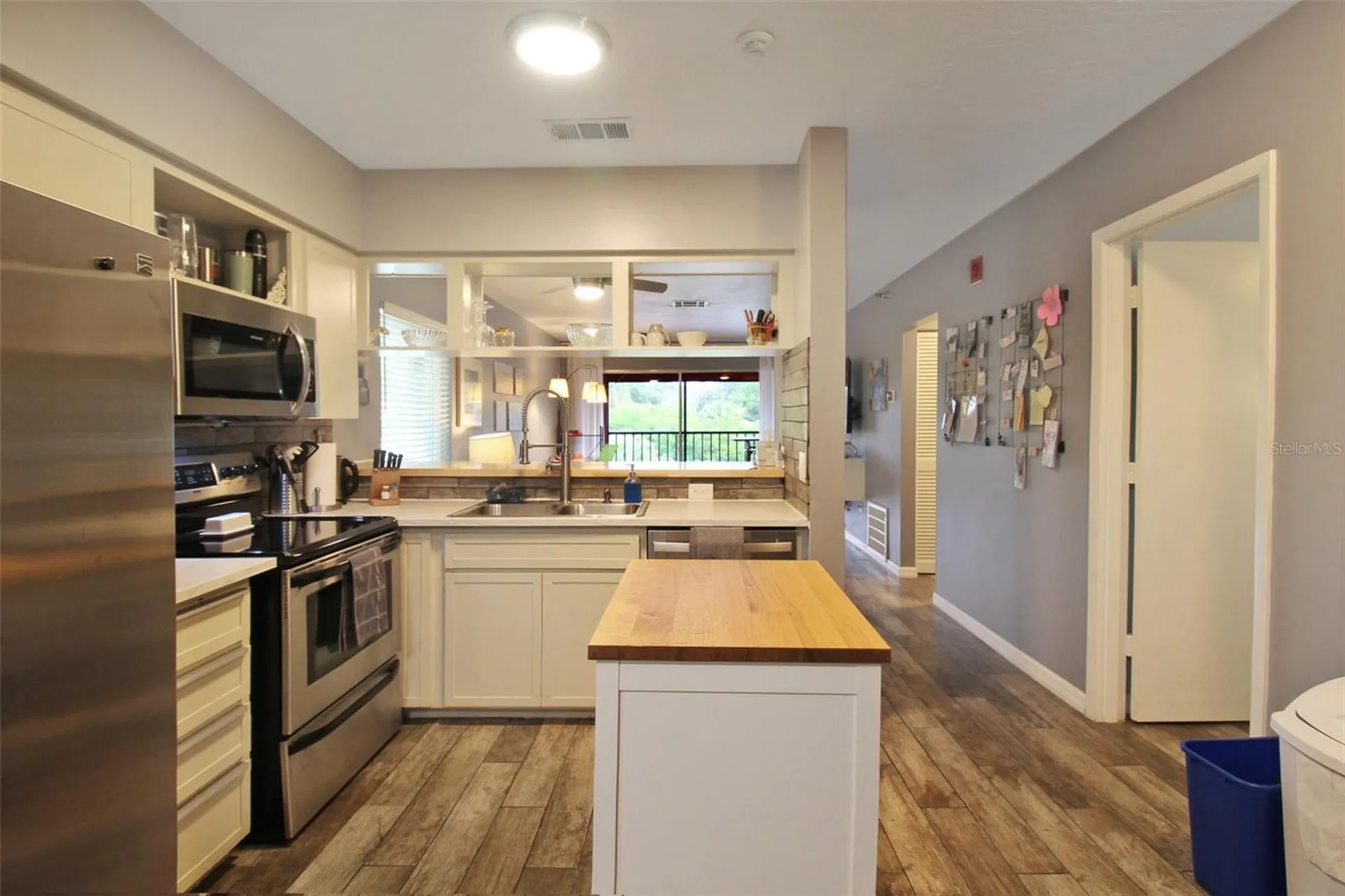 2124 N Tamiami Trail Sarasota FL 34234