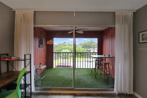 2124 N Tamiami Trail Sarasota FL 34234