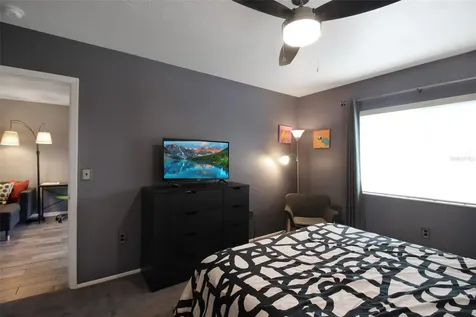 2124 N Tamiami Trail Sarasota FL 34234