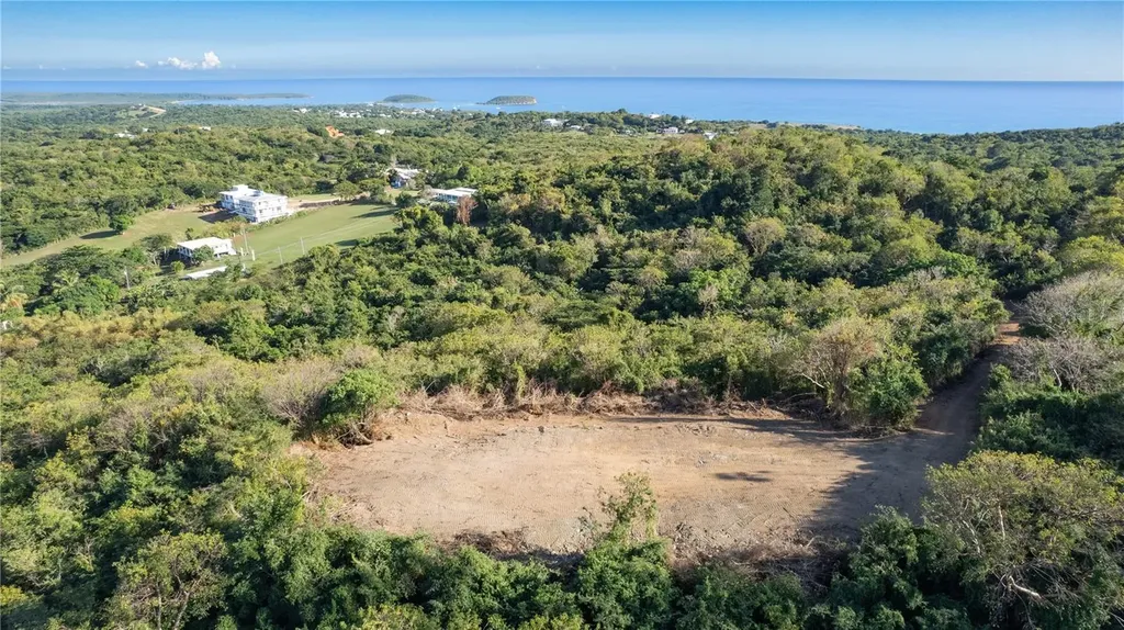 4 Pr-995 Vieques PR 00765