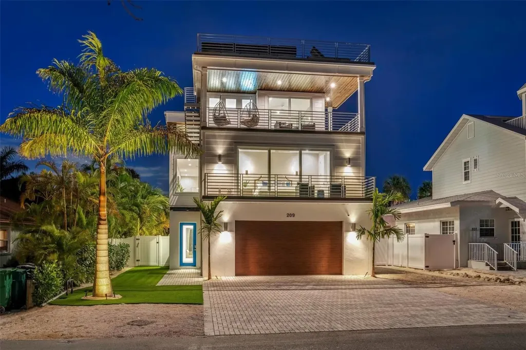 209 Elm Avenue Anna Maria FL 34216