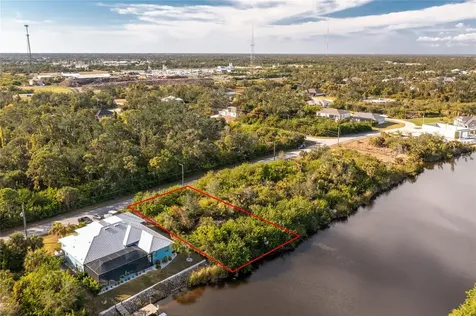 10168 Cocoa Beach Street Port Charlotte FL 33981