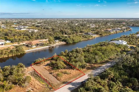 10136 Cocoa Beach Street Port Charlotte FL 33981