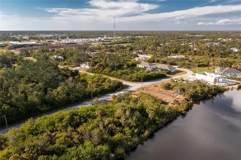 10136 Cocoa Beach Street Port Charlotte FL 33981