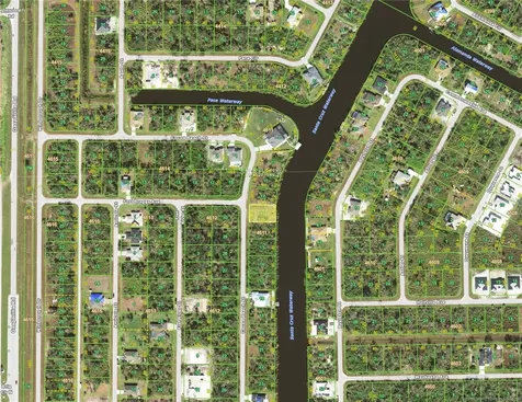 10136 Cocoa Beach Street Port Charlotte FL 33981