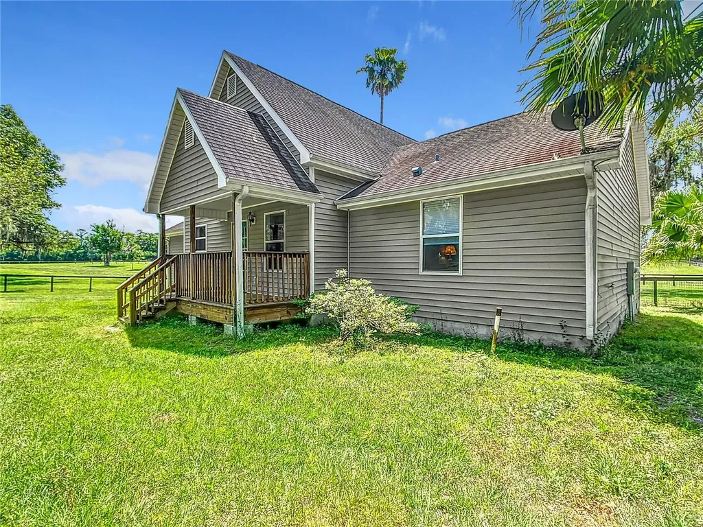 15435 NW 112th Place Road Morriston FL 32668