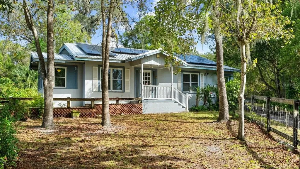 630 Lake Winnemissett Drive Deland FL 32724