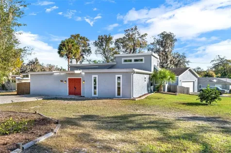 920 N Thorpe Avenue Orange City FL 32763