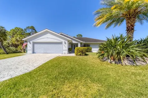 3852 Lubec Avenue North Port FL 34287