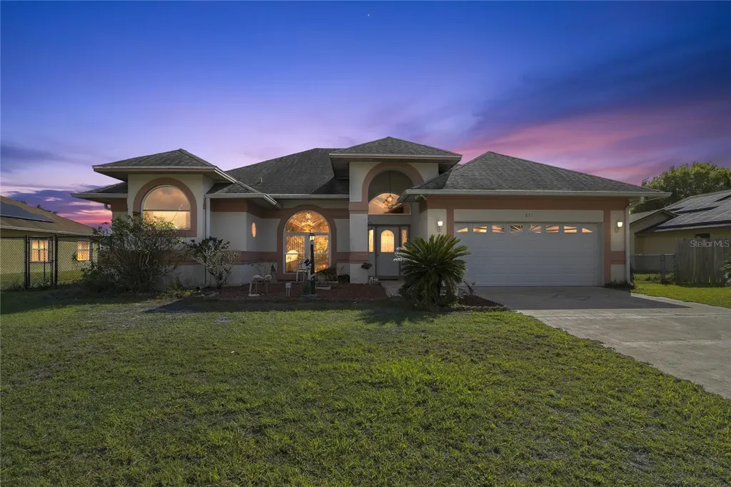 851 Mendoza Drive Kissimmee FL 34758