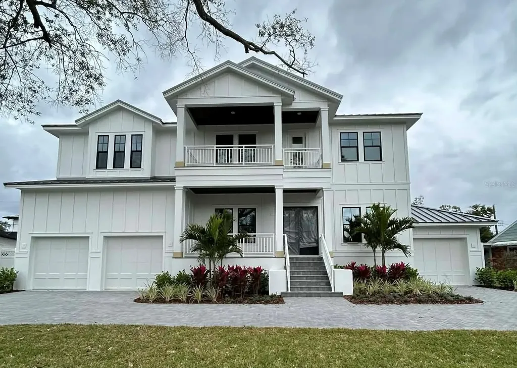 567 Luzon Avenue Tampa FL 33606