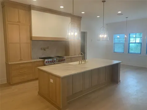 567 Luzon Avenue Tampa FL 33606