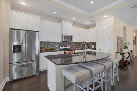 906 Molly Circle Sarasota FL 34232