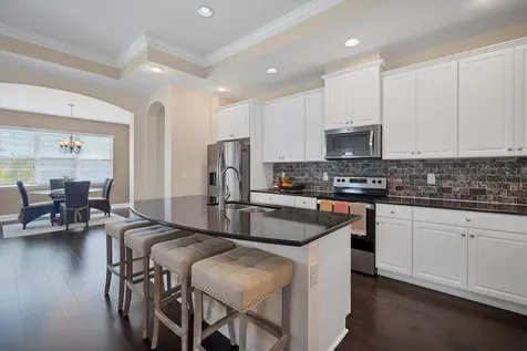 906 Molly Circle Sarasota FL 34232