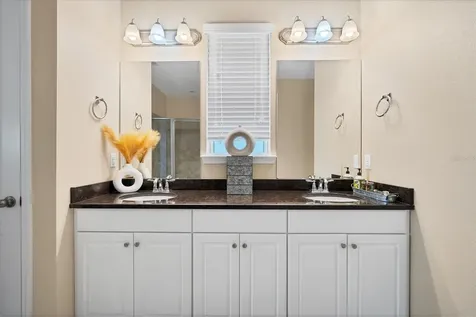 906 Molly Circle Sarasota FL 34232