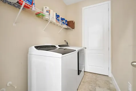 906 Molly Circle Sarasota FL 34232