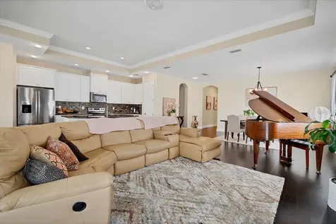 906 Molly Circle Sarasota FL 34232