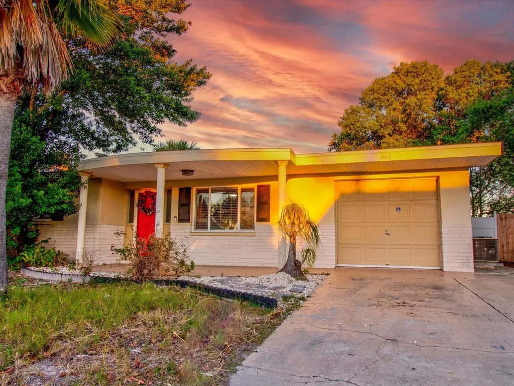 1446 Solar Drive Holiday FL 34691