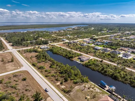 15125 Ingraham Boulevard Port Charlotte FL 33981
