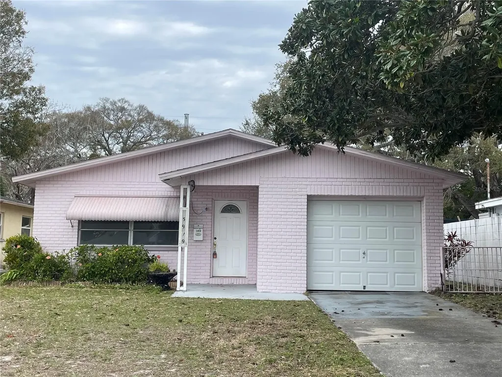 3919 12th Avenue N St Petersburg FL 33713