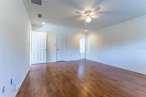 1411 NW 49th Terrace Gainesville FL 32605
