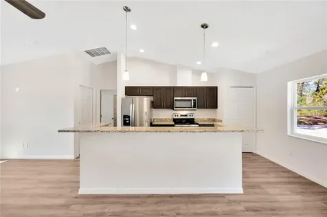 75 N Crestwood Avenue Inverness FL 34453