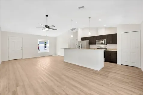 75 N Crestwood Avenue Inverness FL 34453