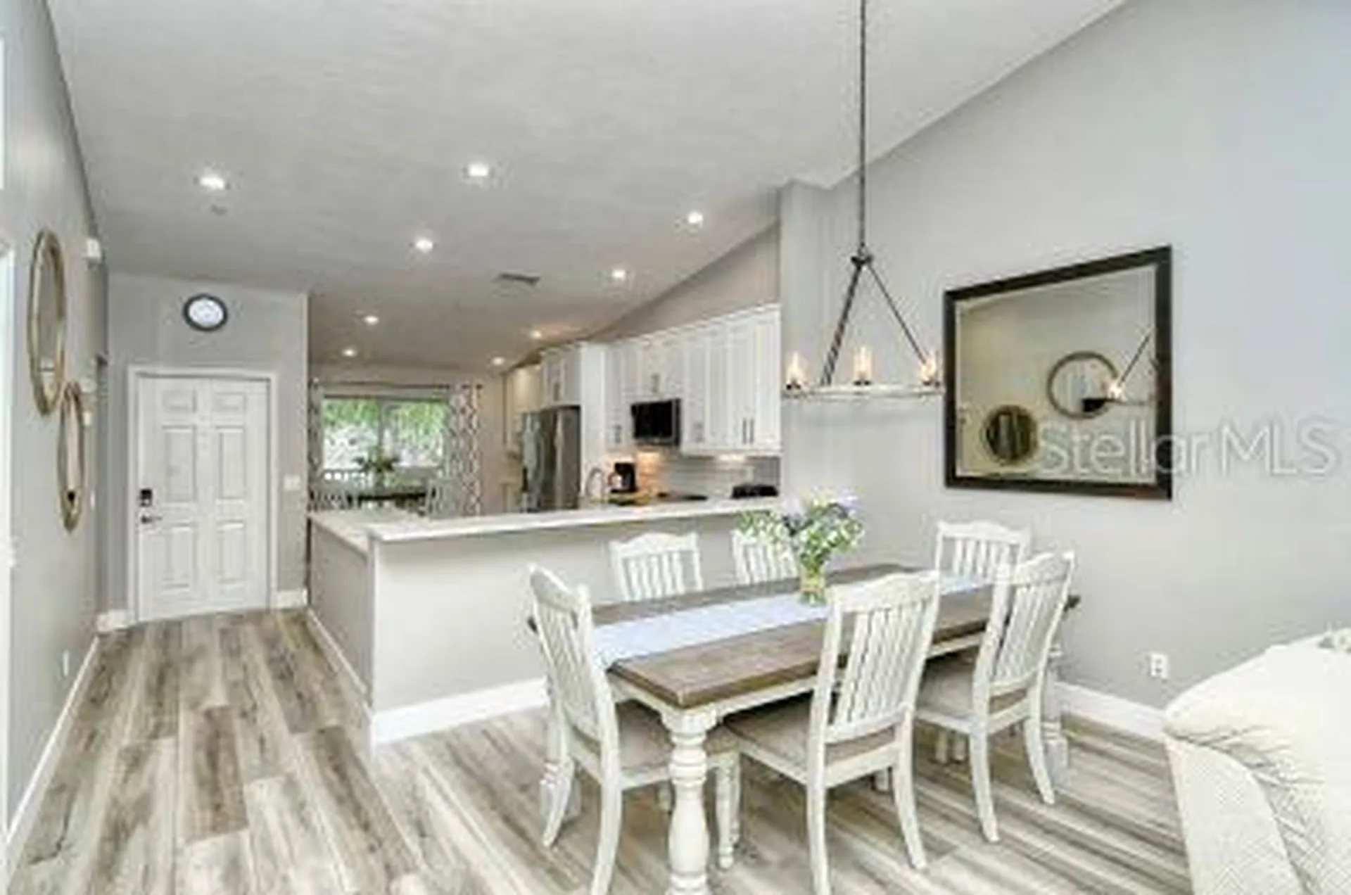 9560 High Gate Drive Sarasota FL 34238