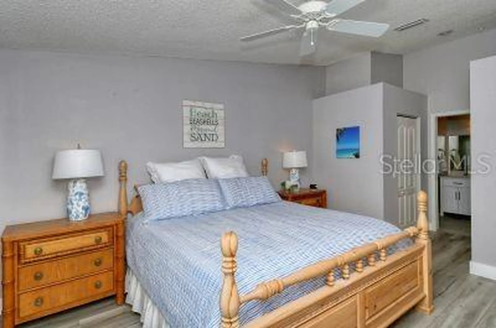 9560 High Gate Drive Sarasota FL 34238