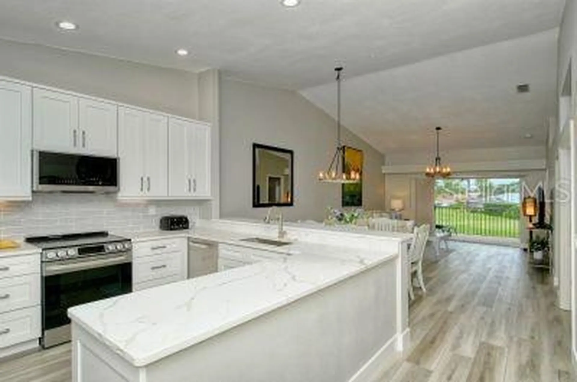 9560 High Gate Drive Sarasota FL 34238