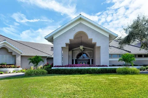 9560 High Gate Drive Sarasota FL 34238