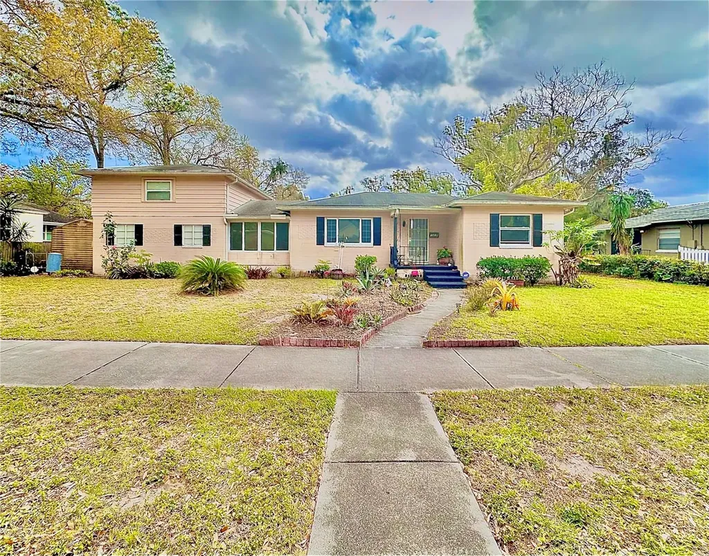 1419 E Henry Avenue Tampa FL 33604