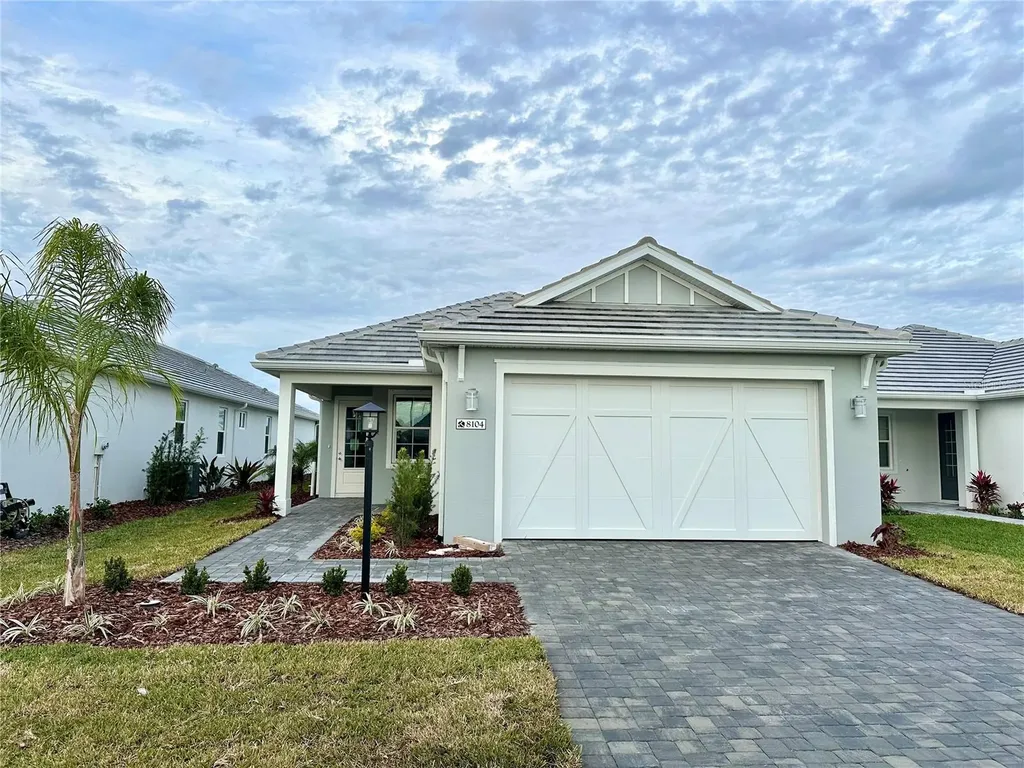 8104 Sternway Road Sarasota FL 34240