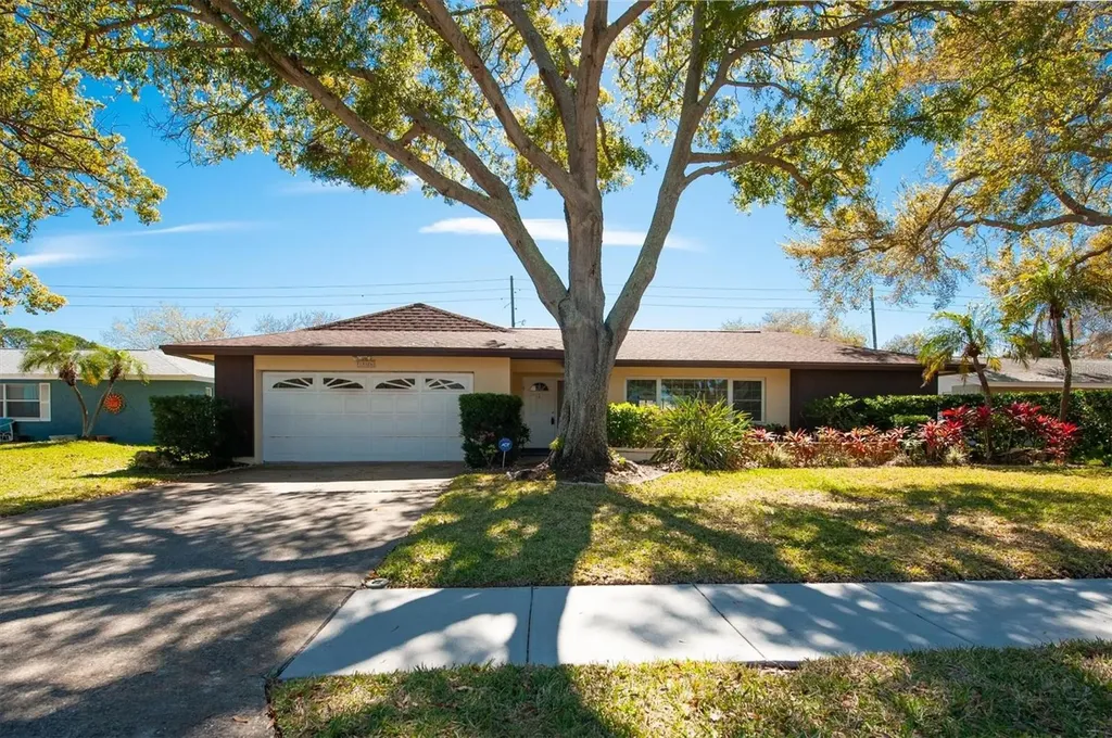 13326 75th Avenue Seminole FL 33776