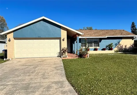 103 Veracruz Avenue Kissimmee FL 34743