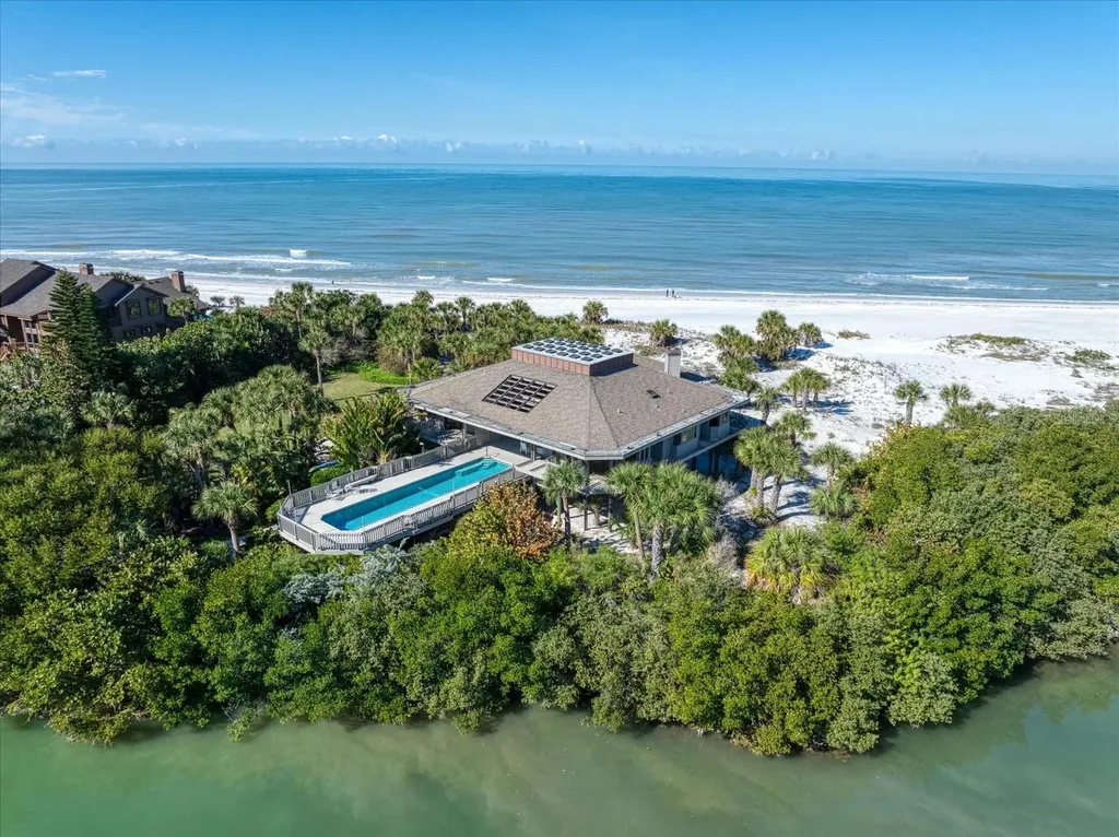 1198 Mandalay Point Clearwater FL 33767