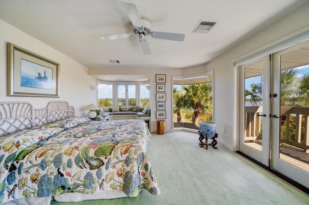 1198 Mandalay Point Clearwater FL 33767
