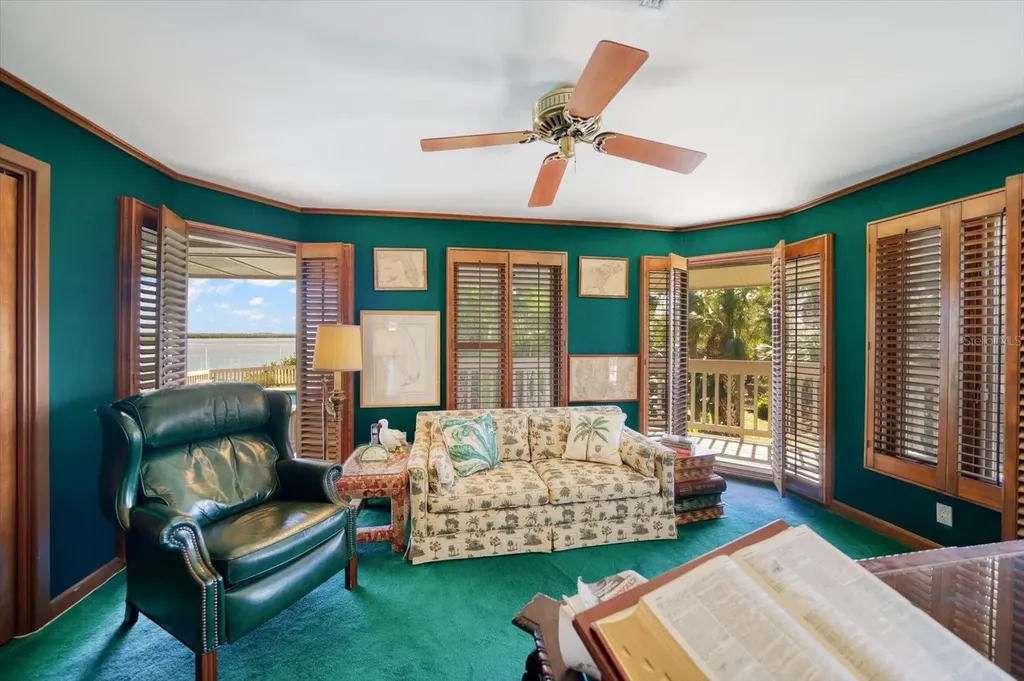 1198 Mandalay Point Clearwater FL 33767