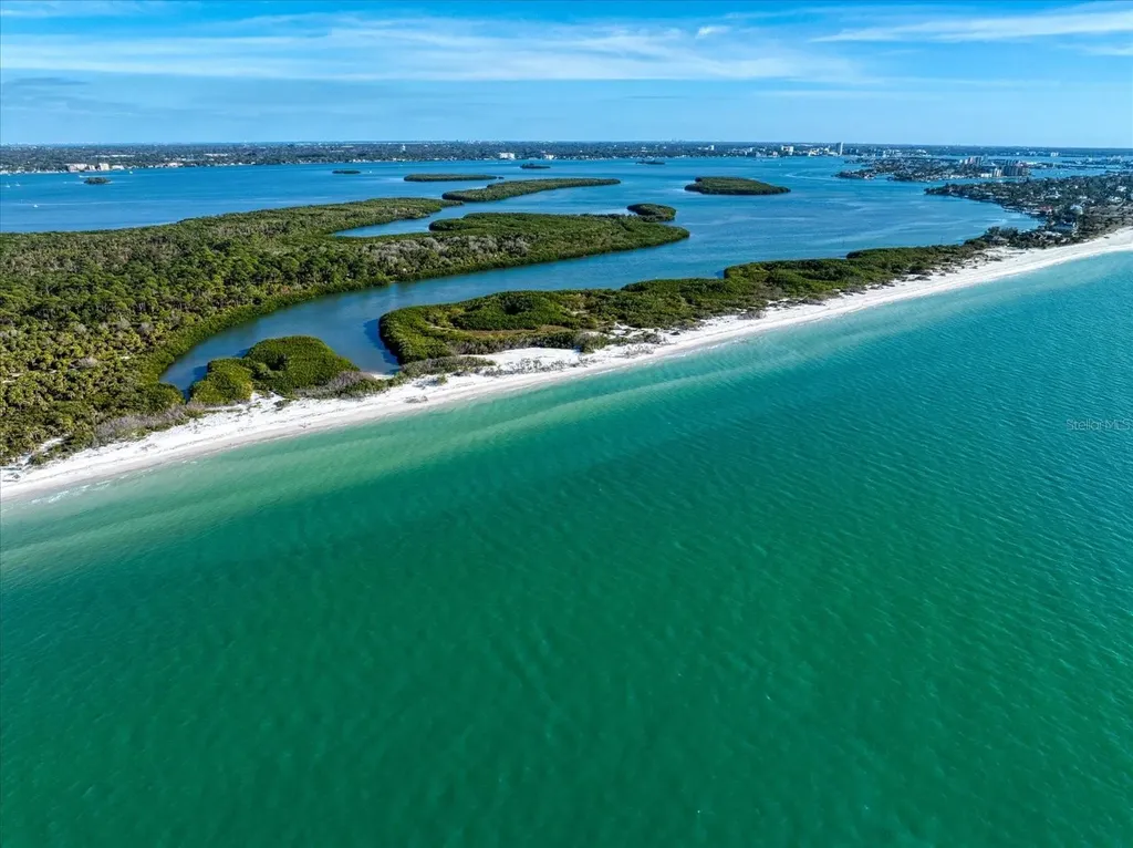 1198 Mandalay Point Clearwater FL 33767