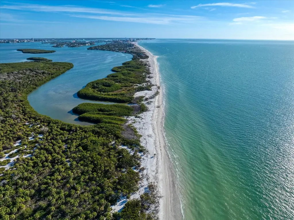 1198 Mandalay Point Clearwater FL 33767