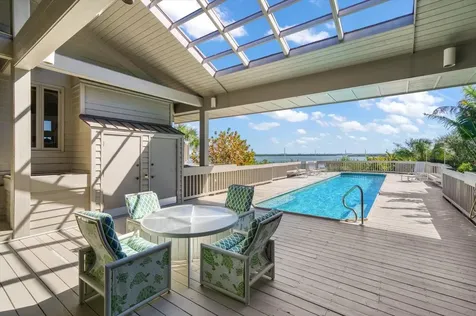 1198 Mandalay Point Clearwater FL 33767