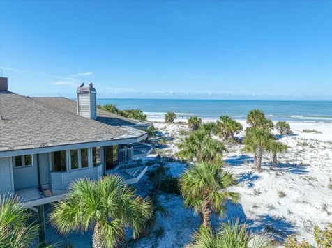1198 Mandalay Point Clearwater FL 33767