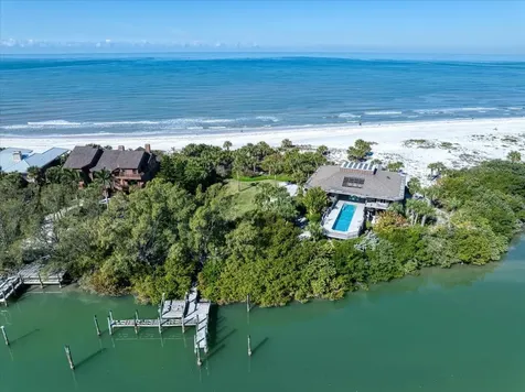 1198 Mandalay Point Clearwater FL 33767