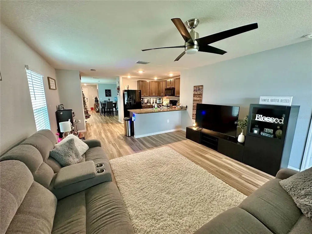 7855 Davie Ray Drive Zephyrhills FL 33540