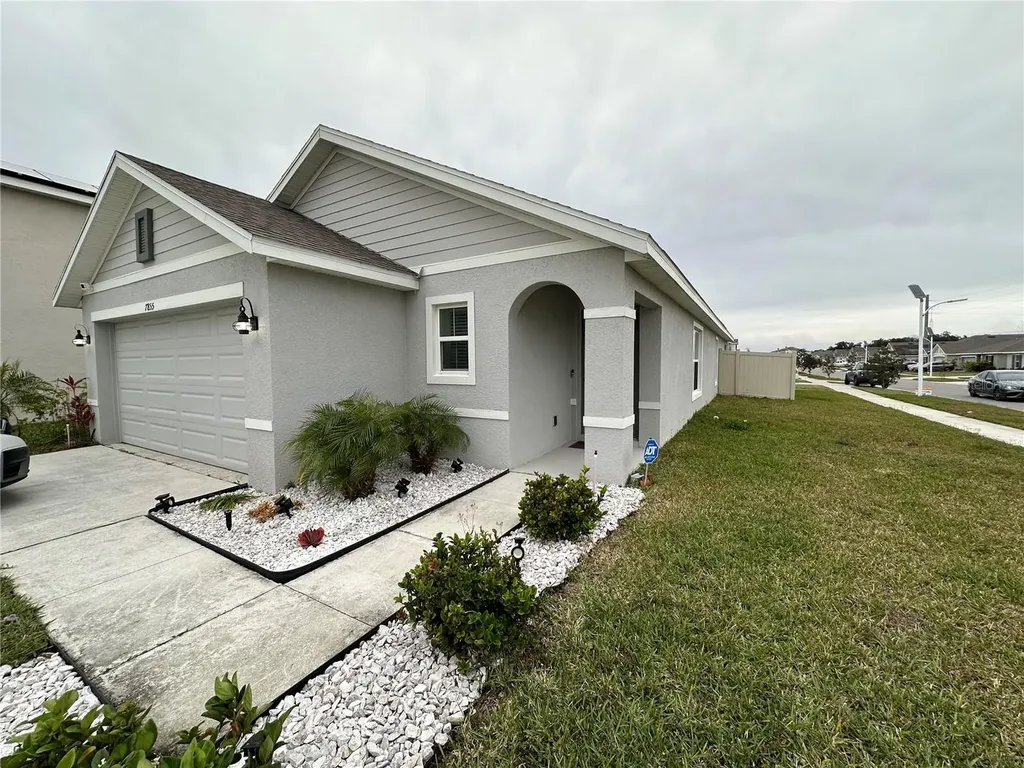 7855 Davie Ray Drive Zephyrhills FL 33540