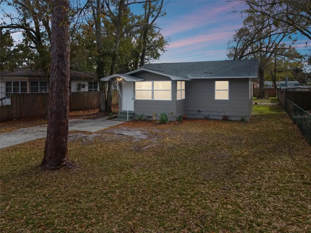 4220 44th Avenue N St Petersburg FL 33714