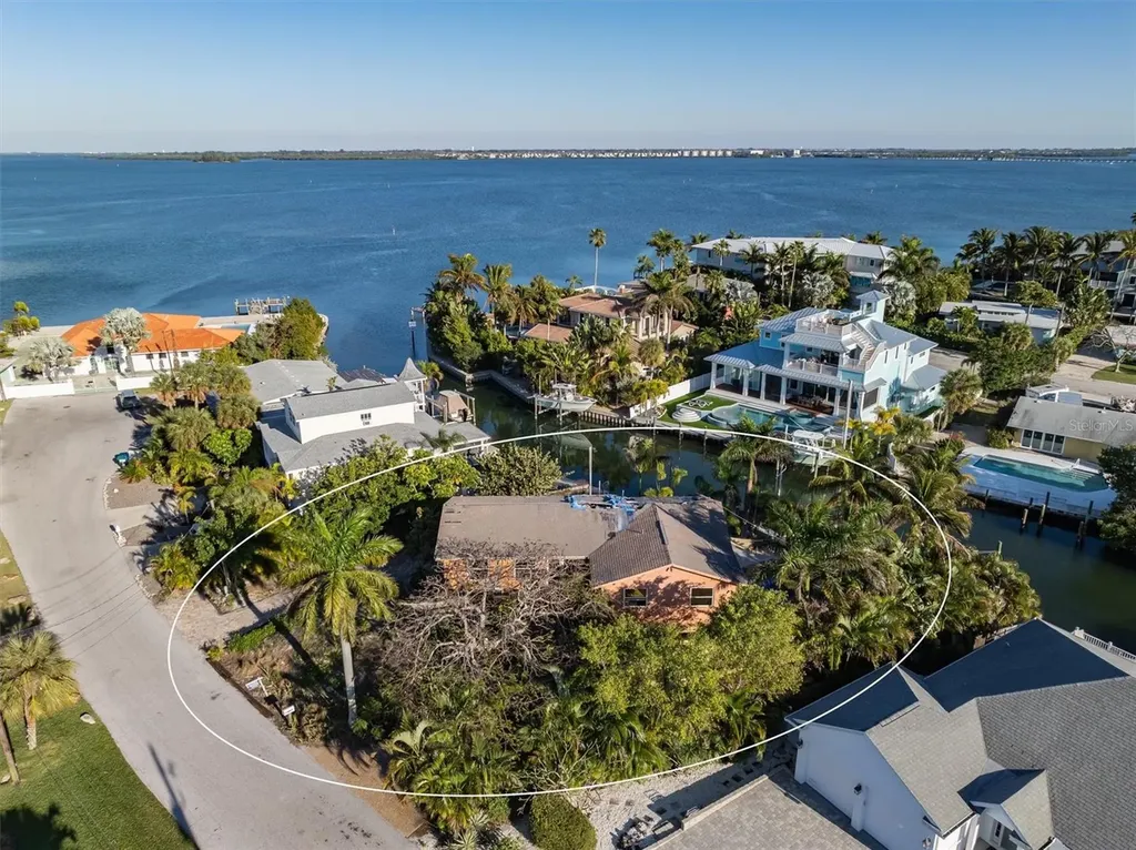 511 59th Street Holmes Beach FL 34217