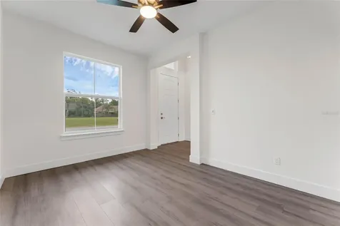 9242 Eagles Perch Place Orlando FL 32825